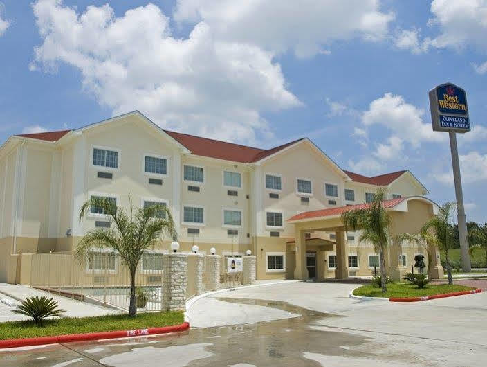Best Western Inn & Suites Cleveland Bagian luar foto
